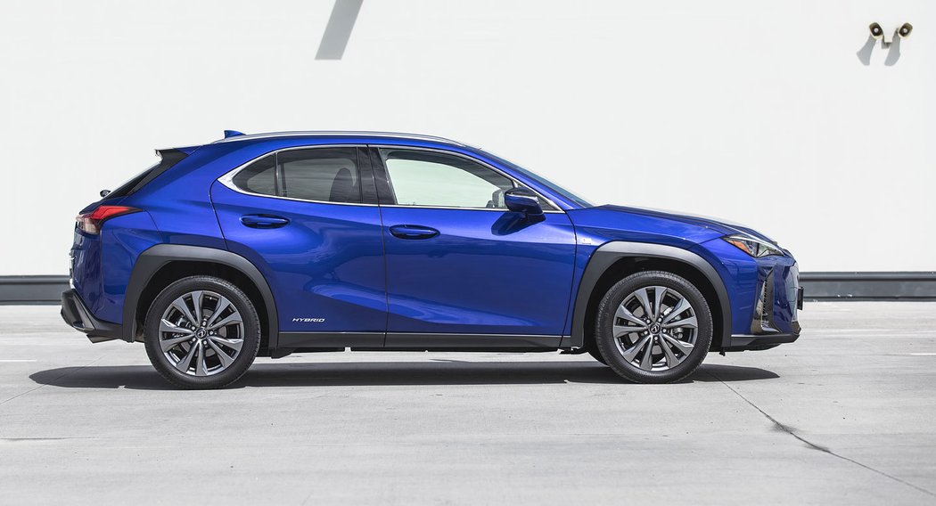 Lexus UX 250h