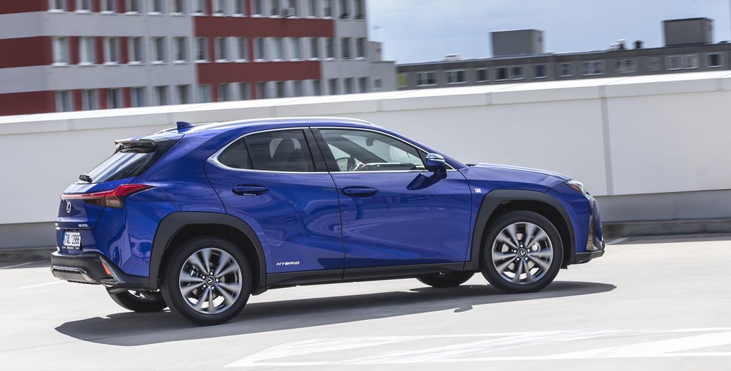 Lexus UX 250h