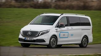 Mercedes-Benz EQV 300 L – Elektromobil pro velkou rodinu?