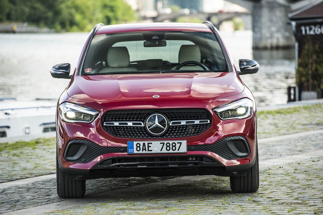 Mercedes-Benz GLA 220 d 4Matic