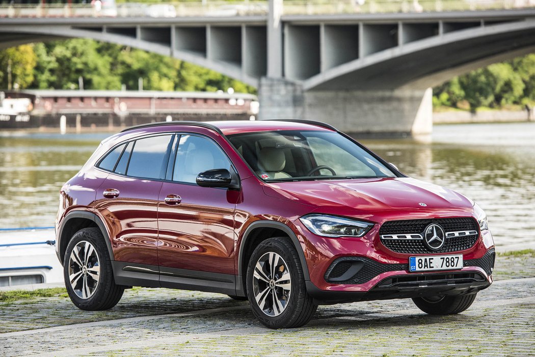 Mercedes-Benz GLA 220 d 4Matic