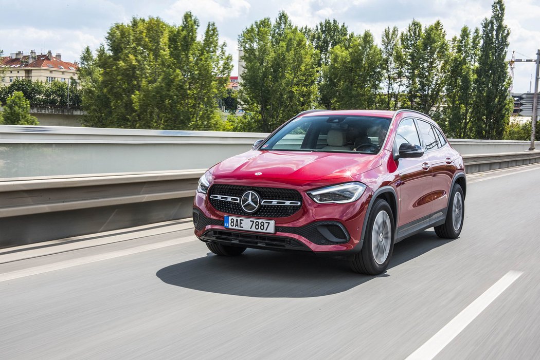 Mercedes-Benz GLA 220 d 4Matic