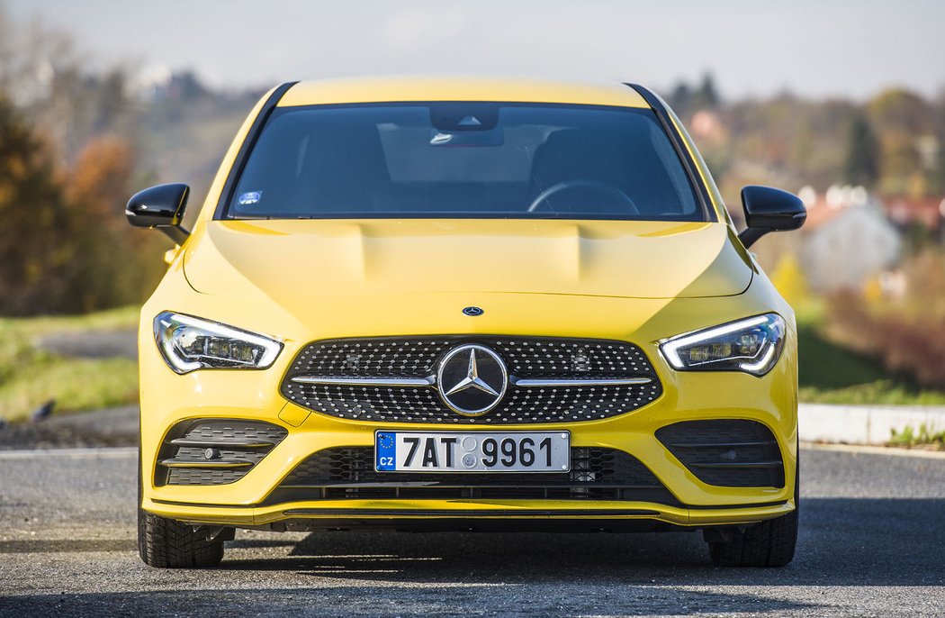 Mercedes-Benz CLA  220