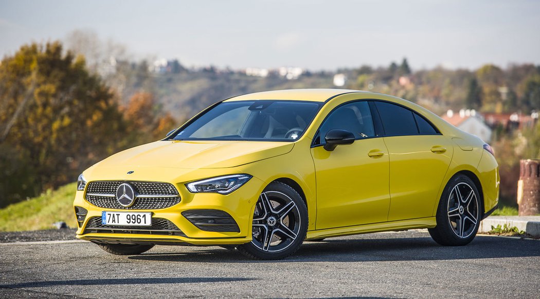 Mercedes-Benz CLA  220