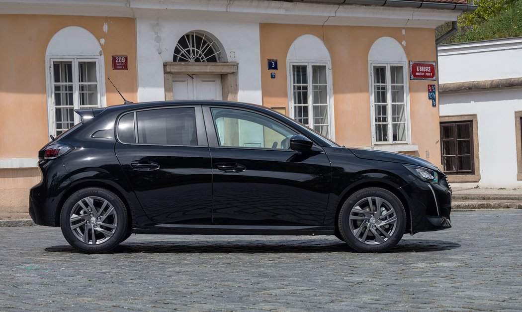 Peugeot 208 1.2 PureTech 100 (74 kW) EAT8