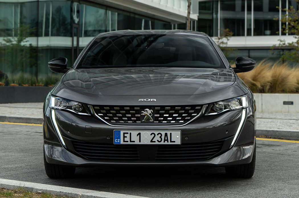 Peugeot 508 Hybrid 225 e-EAT8 GT