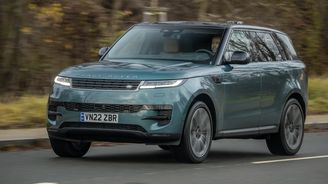 Na samotě u lesa. Nový Range Rover Sport je potěšením pro milovníky angličáků