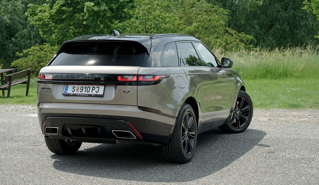 Range Rover Velar P400 MHEV