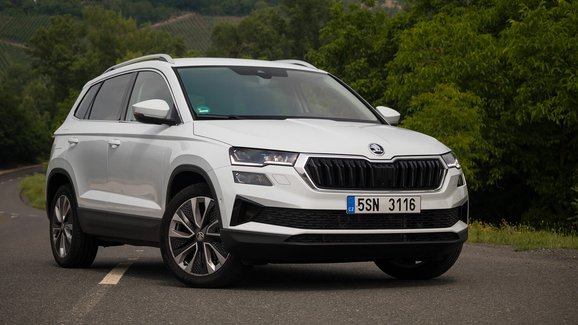 TEST Škoda Karoq 1.5 TSI DSG – Plno funkčních drobností