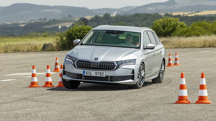 Škoda Octavia Combi 2.0 TDI DSG Škoda Octavia Combi 2.0 TDI DSG