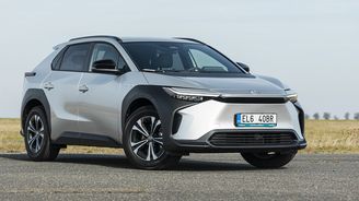 TEST Toyota bZ4X – Vlastně dobré auto. Kdyby dojelo dál…  TEST Toyota bZ4X – Vlastně dobré auto. Kdyby dojelo dál…