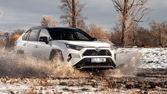 TEST Toyota RAV4 Plug-in Hybrid – Může jít příkladem