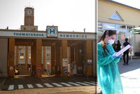 Enormní zájem o testy na koronavirus v Praze: V Krčské nemocnici otevřou další odběrové místo