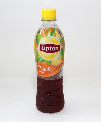 Lipton Peach Ice Tea* kostek cukru v litru: 9,8 jeden sáček na 1,3 l