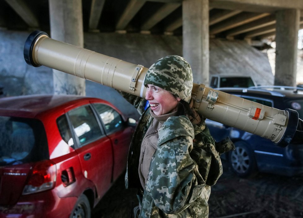 Tetiana Chornovolová (42) během bojů na Ukrajině.