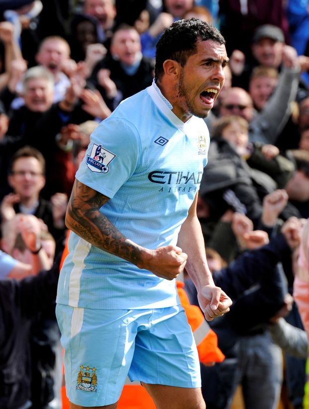Carlos Tévez v dresu Manchesteru City Carlos Tévez v dresu Manchesteru City