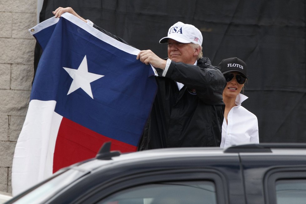 Donald Trump a Melania Trumpová v Texasu