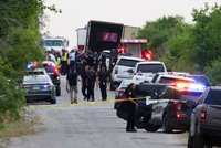 Horor v Texasu: V odstaveném kamionu našli desítky lidských těl!