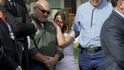Smutek na místě tragédie v Sutherland Springs Smutek na místě tragédie v Sutherland Springs
