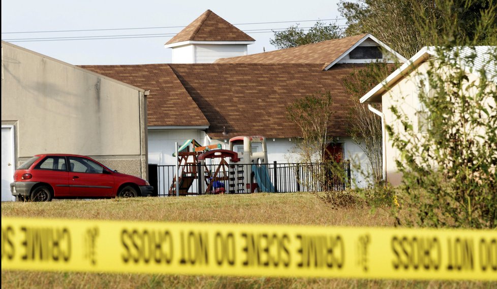 Texasný masakr v Sutherland Springs: Střelec vraždil v baptistickém kostele