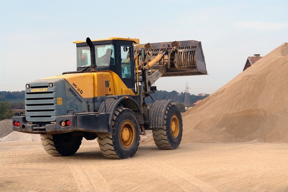 Česku hrozí, že mu začnou docházet některé suroviny, mimo jiné písek (ilustrační foto)