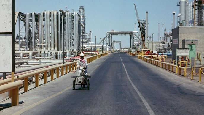 Těžba ropy v Saudské Arábii