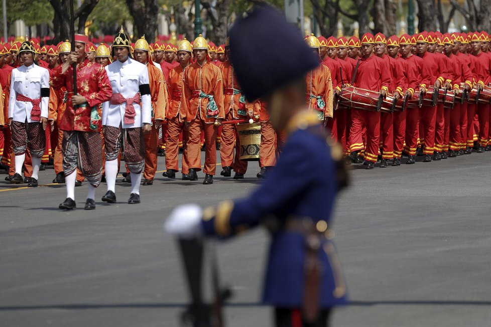 Bangkok a truchlení nad ztrátou krále Pchúmipchona Adundéta.