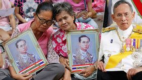 Thajský lid truchlí za svého krále Pchúmipchona Adundéta.