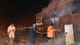 Při požáru autobusu v Thajsku zahynulo 20 barmských dělníků.