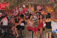 Šokující průzkum mezi thajskými prostitutkami: Slováci jsou nejlepší, Češi pátí!