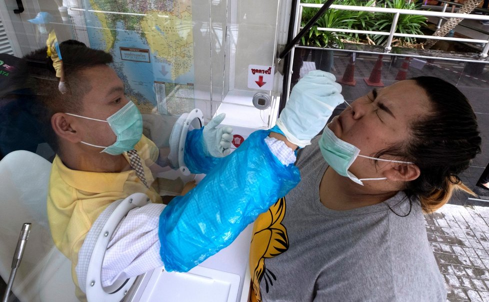 Testování na koronavirus v Thajsku (14. 7. 2020)