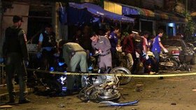 Tři ženy zabila bomba umístěná na motocyklu.