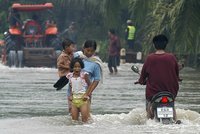 Záplavy v Thajsku si vyžádaly už 40 obětí