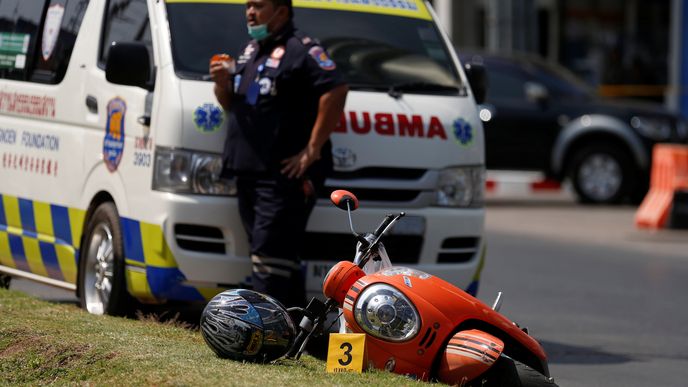 Střelec v thajském nákupním centru zabil 26 lidí, další desítky zranil
