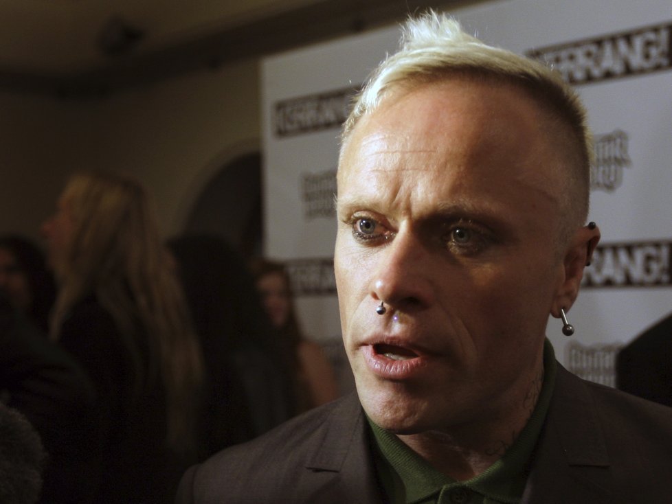 Zpěvák nejslavnější elektronické formace světa The Prodigy Keith Flint (†49) zemřel.