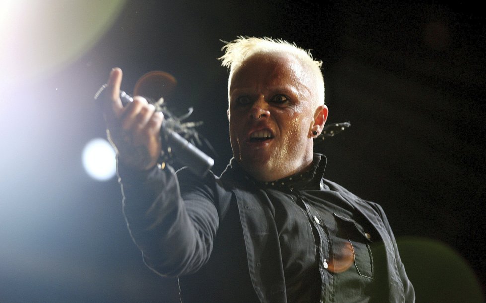 Zpěvák nejslavnější elektronické formace světa The Prodigy Keith Flint (†49) zemřel.