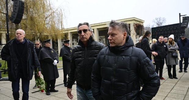 Pemakaman Theodore Pištěk - Matěj Ruppert Pemakaman Theodore Pištěk - Matěj Ruppert