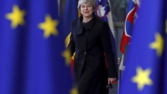 EU nabízí Britům přechodné období po brexitu. Mayová souhlasí