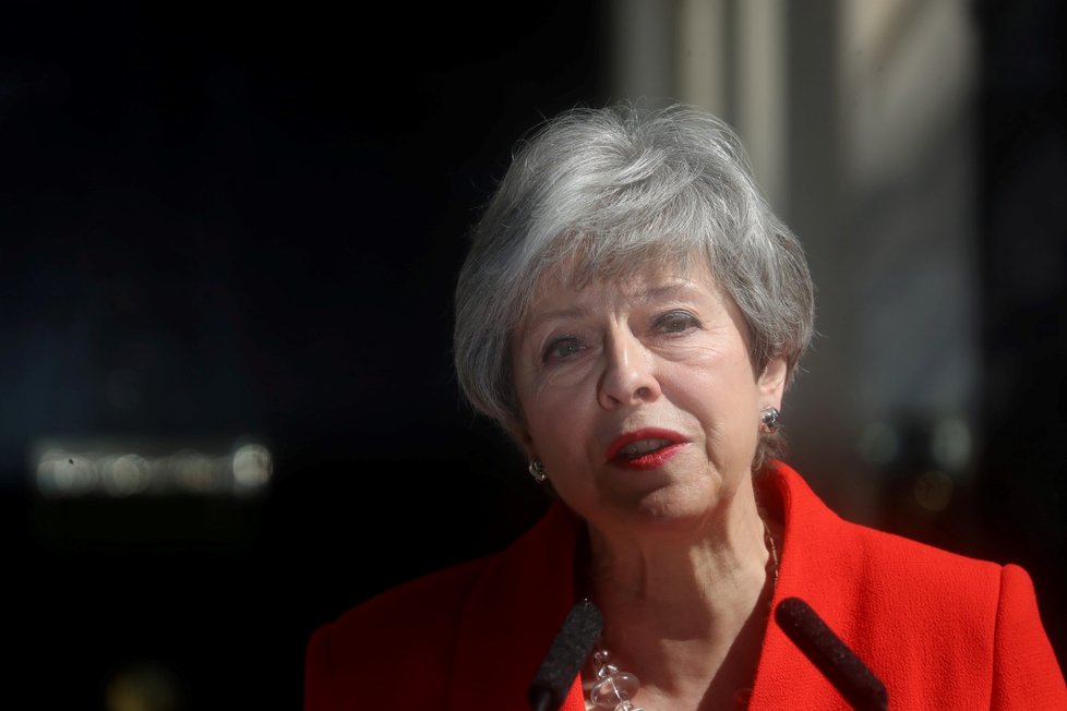 Britská ministerská předsedkyně Theresa Mayová oznámila svou rezignaci