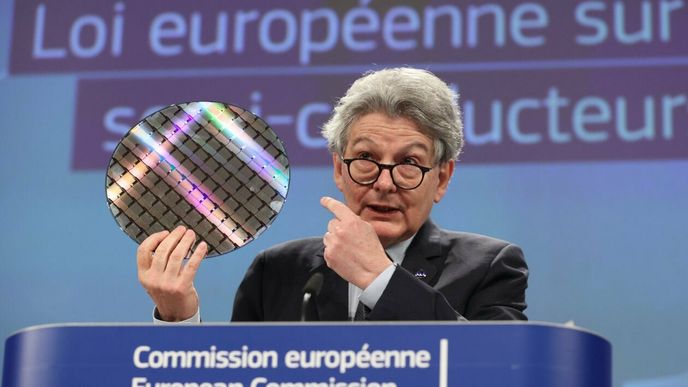 Eurokomisař Thierry Breton je jedním z hlavních hybatelů evropských čipových ambic.