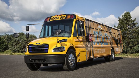 Thomas Built Buses dodává 50 elektrických školních autobusů