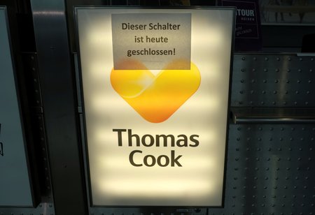 Zavřená pobočka cestovní kanceláře Thomas Cook v německém Düsseldorfu. (23.9.2019)