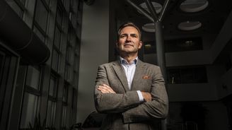 Muskovu Teslu beru jako konkurenci, říká šéf Škoda Auto Thomas Schäfer Muskovu Teslu beru jako konkurenci, říká šéf Škoda Auto Thomas Schäfer