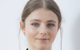 Thomasin McKenzie 