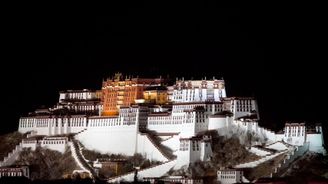 Sedm dní v Tibetu: reportér Reflexu navšívil zemi, která není tím, čím se zdá být