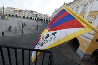 Česko vyvěsí tibetské vlajky: Pražský magistrát ne, chce smlouvu s Pekingem