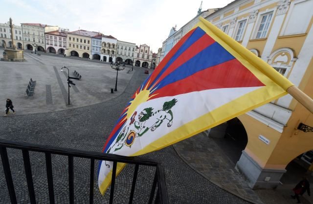 Vlajky na podporu Tibetu vyvěsí přes 740 obcí či městských částí.