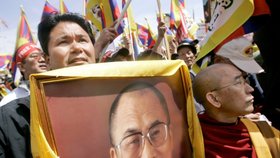 Dalajlámův synovec Norbe zahynul při pochodu za Tibet