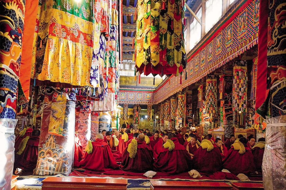 Buddhističtí mniši školy gelugpa