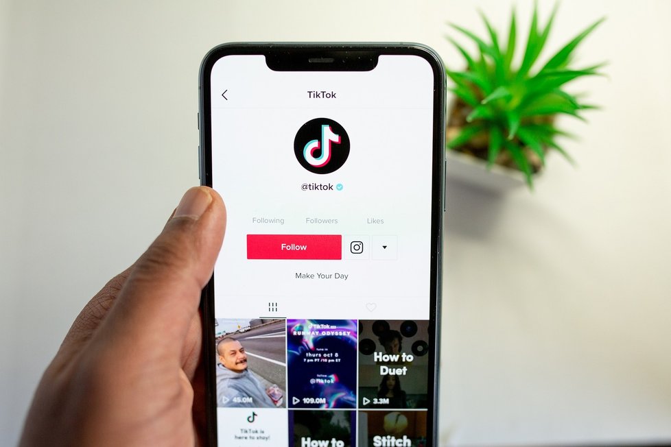 TikTok přestane dávat na výběr – uživatelé budou muset akceptovat personalizované reklamy